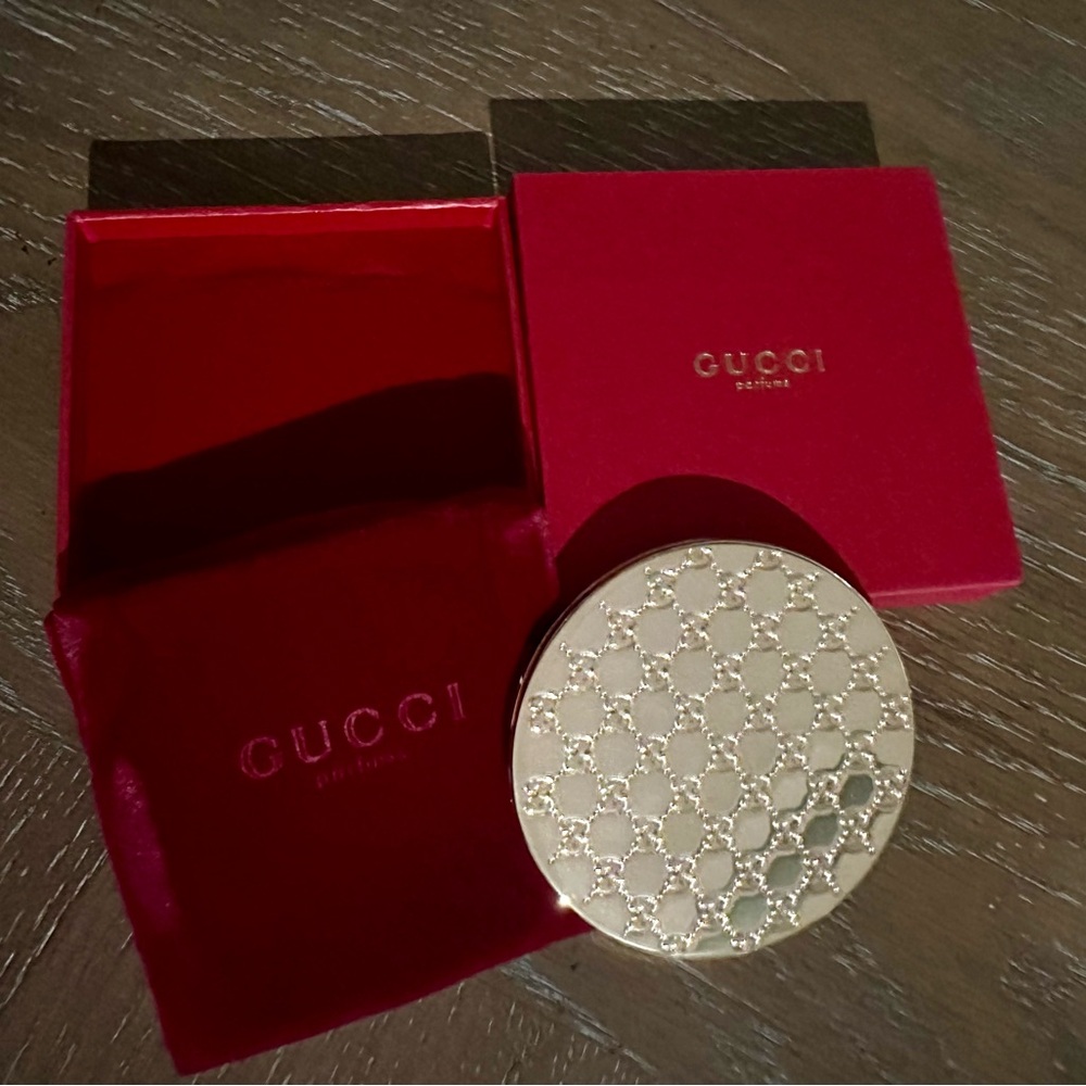 Gucci Monogram Mirror Compact with Velvet Box - Picture 2 of 3